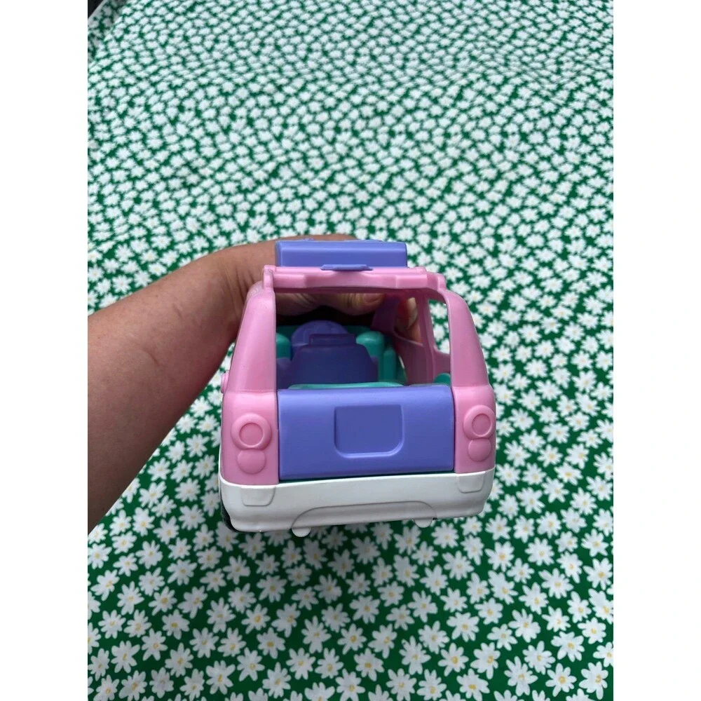 2009 Fisher-Price Little People Musical Pink SUV